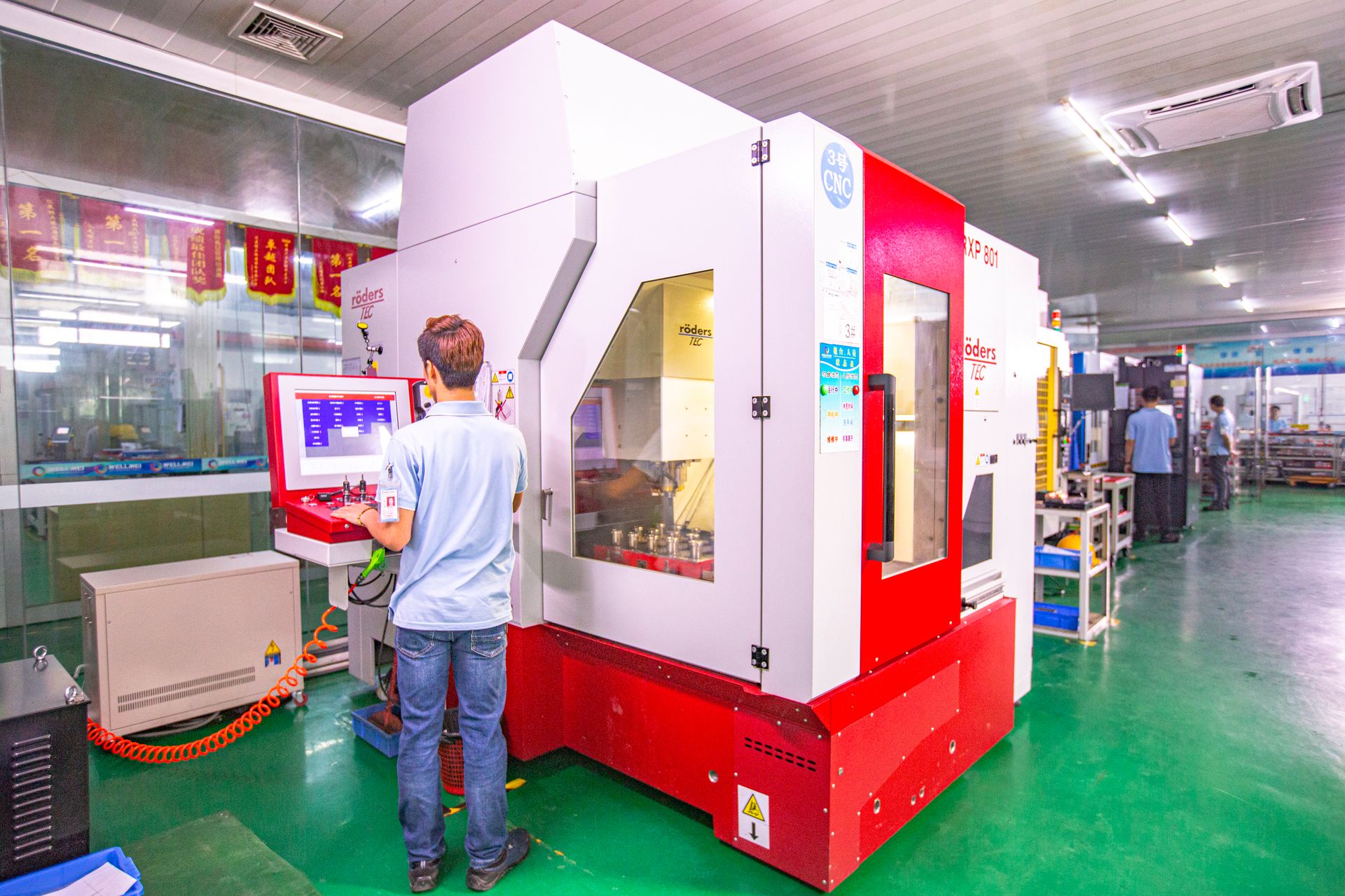 Equipment 2-Roders RXP 801